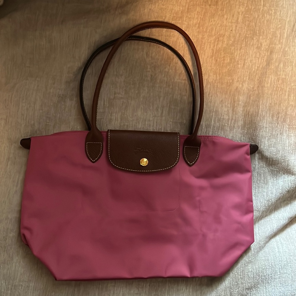 NWOT Longchamp Le Pliage tote in medium pink